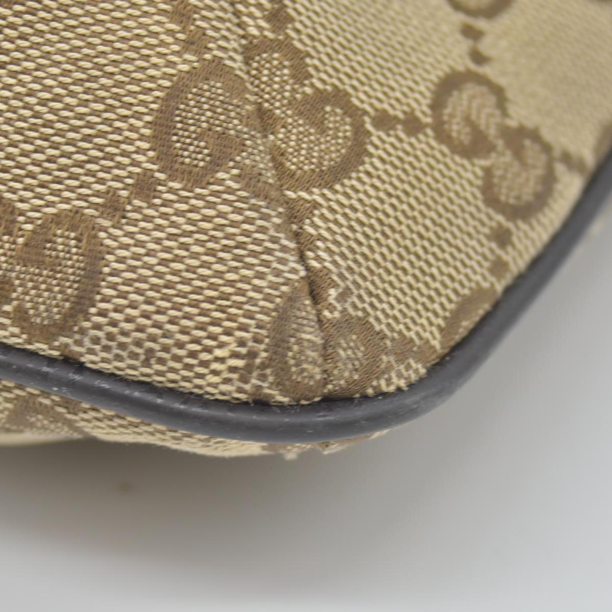 $1280 Gucci Sherry GG Canvas Crossbody CONSIGNMENT