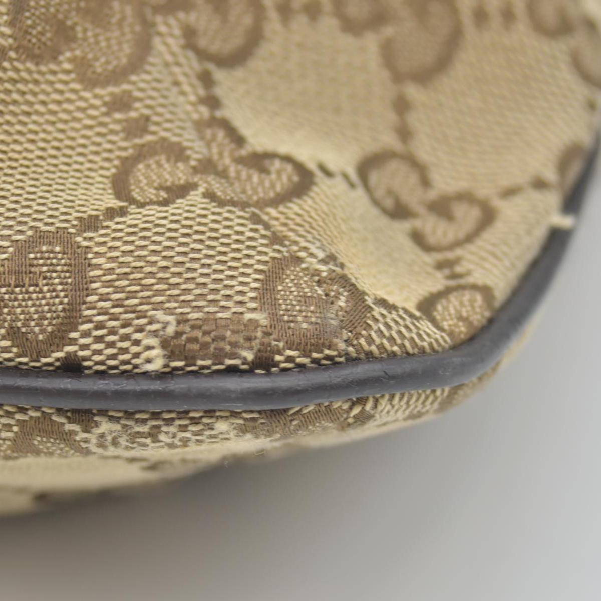 $1280 Gucci Sherry GG Canvas Crossbody CONSIGNMENT