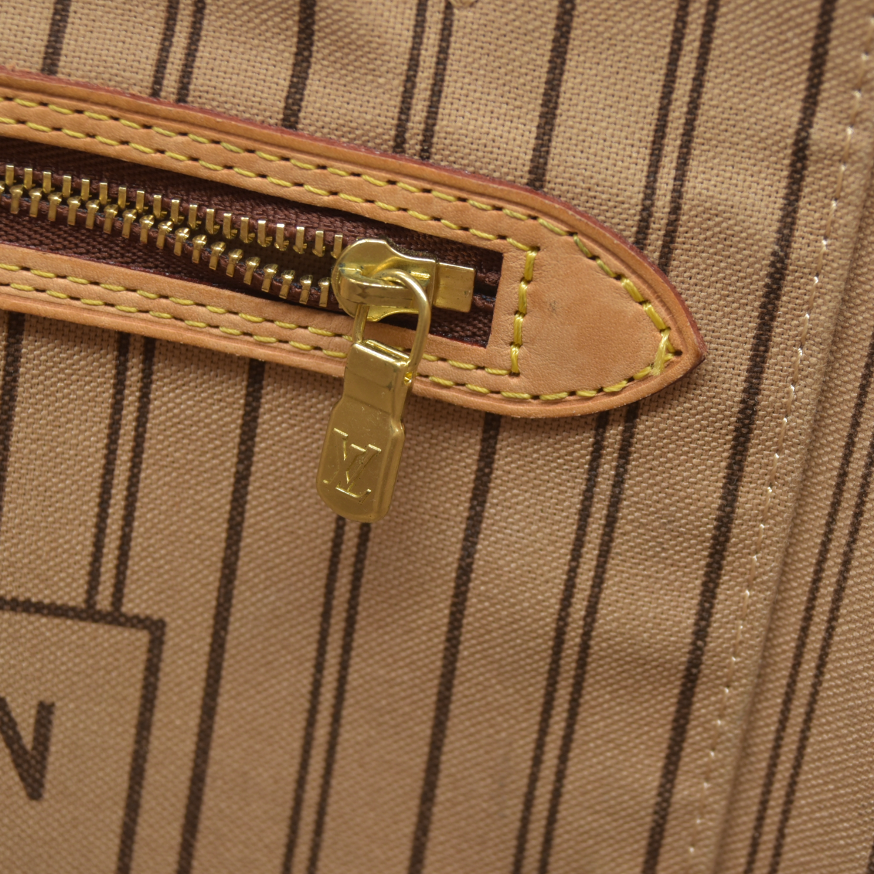 $2170 Louis Vuitton Monogram Neverfull MM SD214 CONSIGNMENT