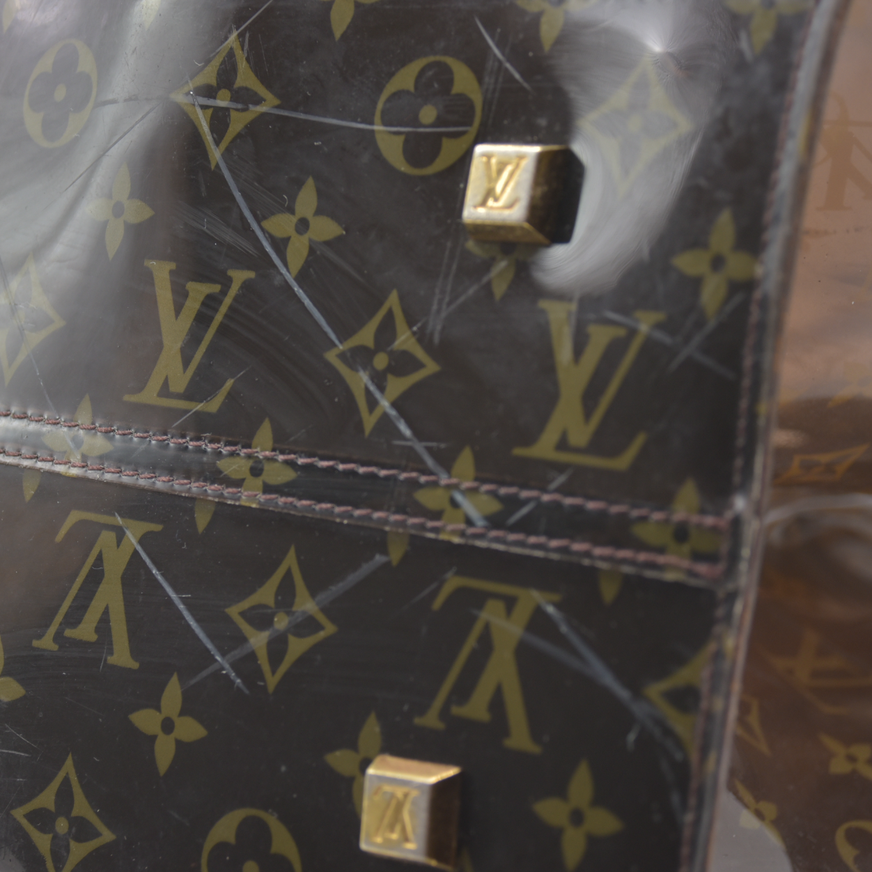AUCTION $3500 Louis Vuitton  Vinyl Monogram Ambre Sac Cabas GM