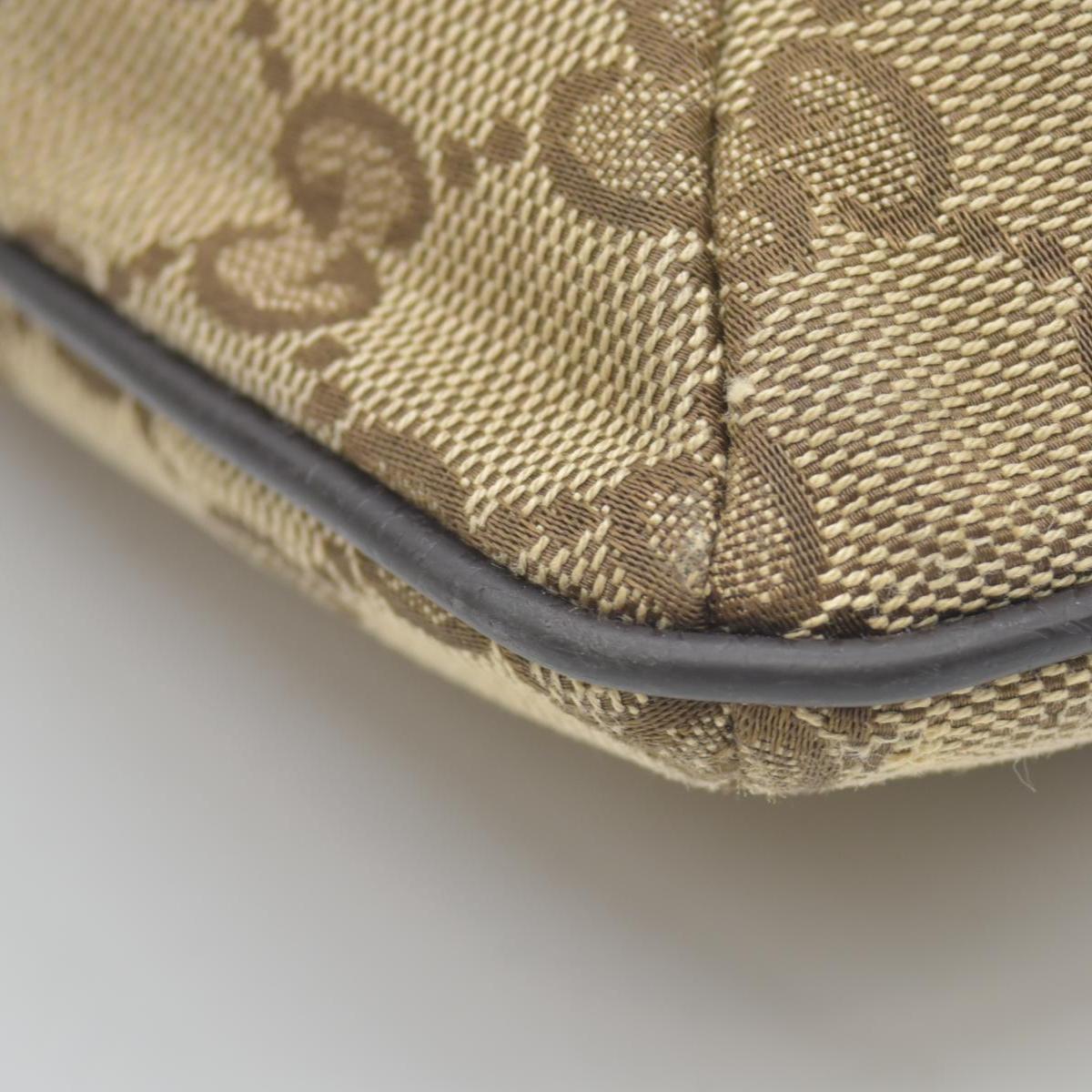 $1280 Gucci Sherry GG Canvas Crossbody CONSIGNMENT