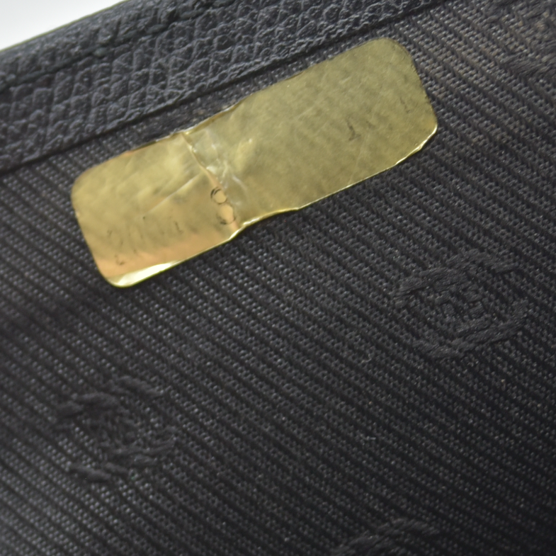 $925 2005 Chanel Grained Calfskin CC Button Long Wallet Black