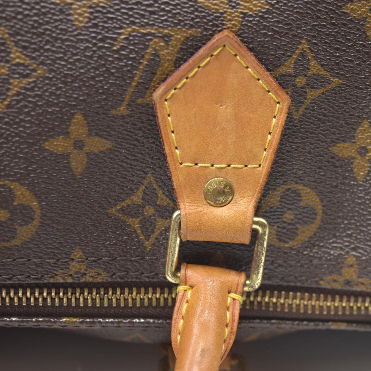 AUCTION $1550 Louis Vuitton Monogram Speedy 30 SD2160
