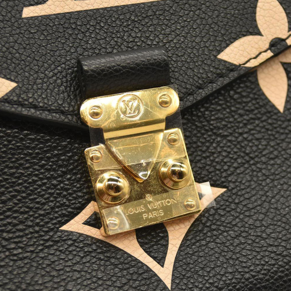 LOUIS VUITTON  Empreinte Monogram Giant Pochette Metis Black Beige