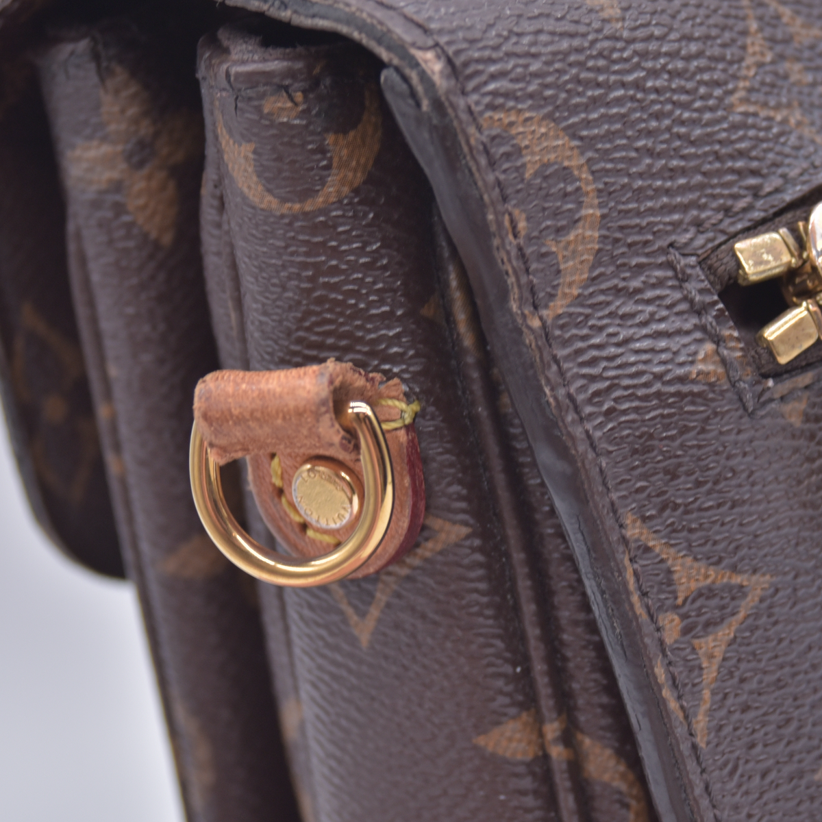 $2840 2019 Louis Vuitton Monogram Pochette Metis 10020869