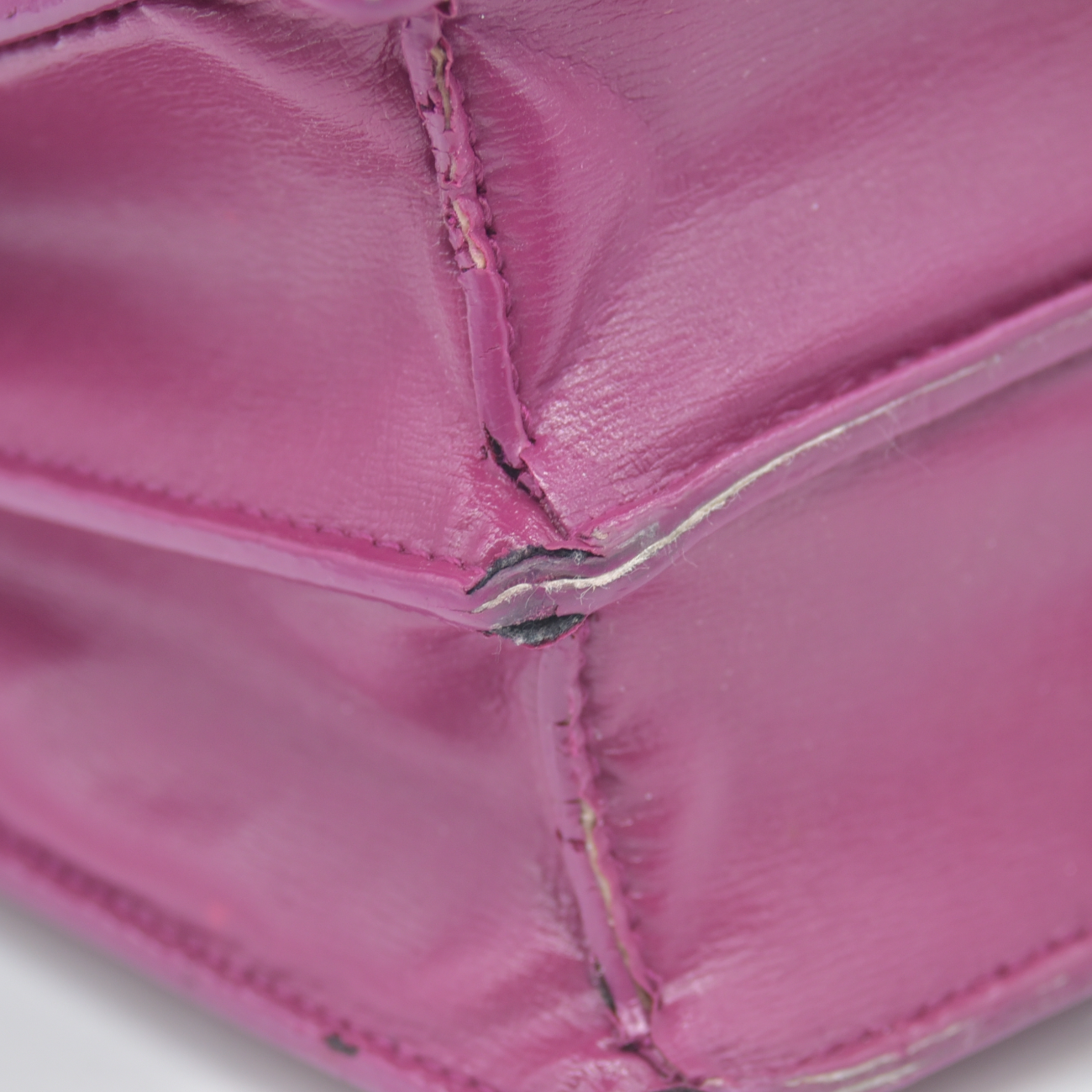 $2800 Saint Laurent Calfskin Medium Monogram Sunset Purple