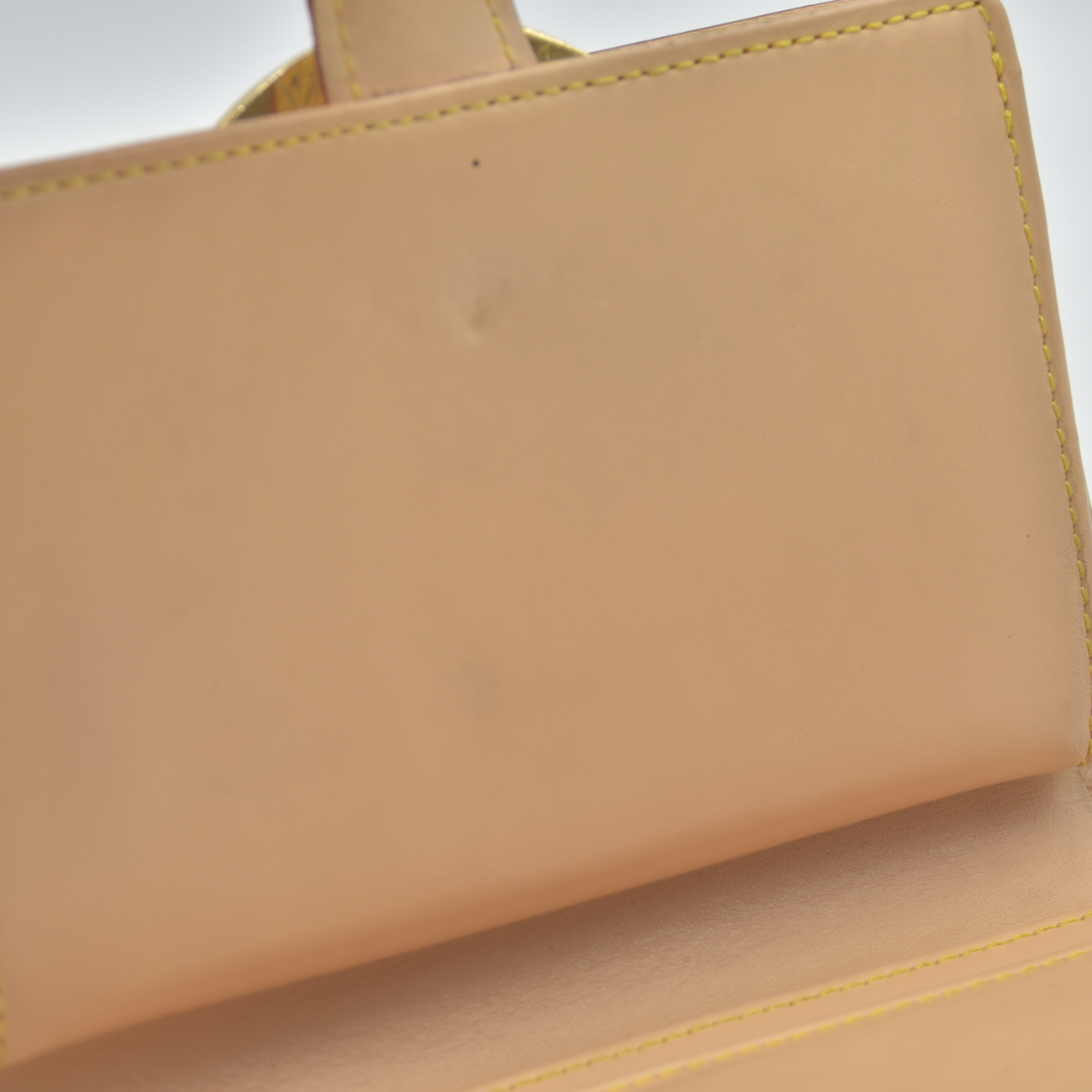 $790 2005 Louis Vuitton Monogram Multicolor French Purse Wallet White TH0075
