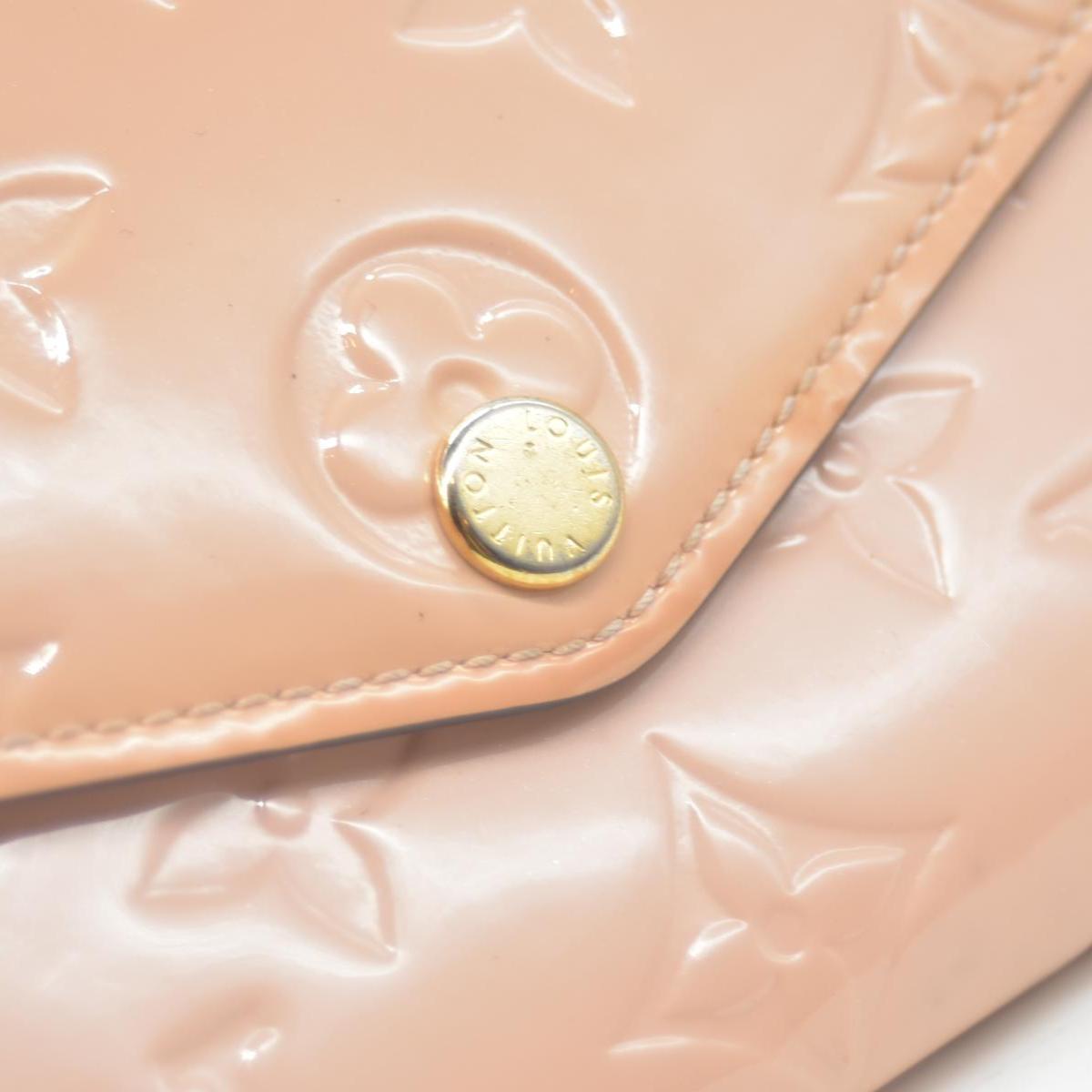$840 Louis Vuitton Vernis Sarah Wallet Rose Poudre CONSIGNMENT TS0127