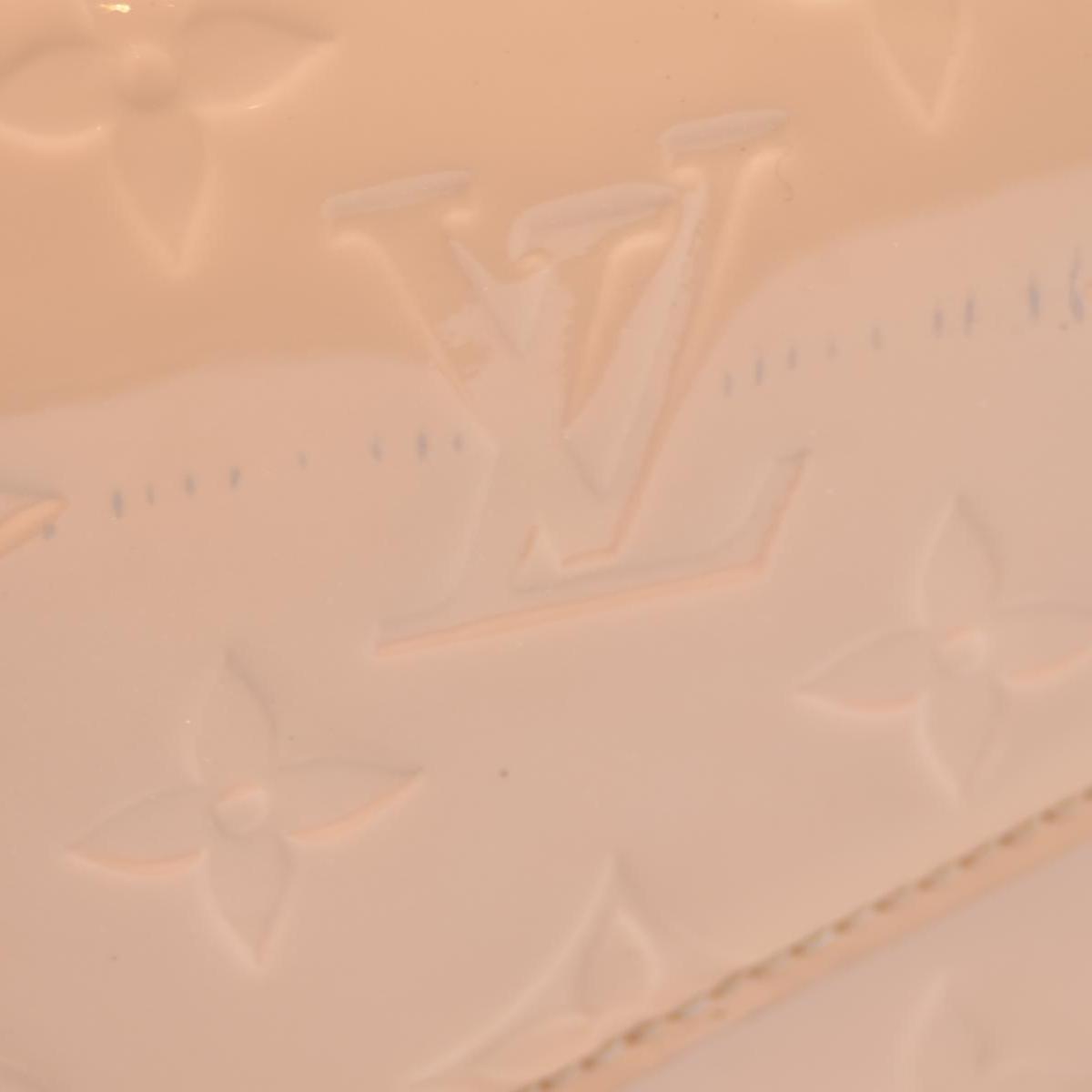 $840 Louis Vuitton Vernis Sarah Wallet Rose Poudre CONSIGNMENT TS0127