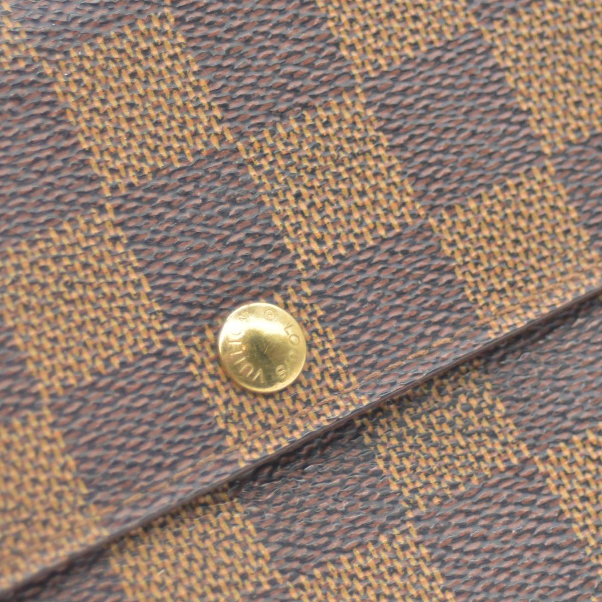 $775 Louis Vuitton Damier Ebene Sarah Wallet CONSIGNMENT CA0942