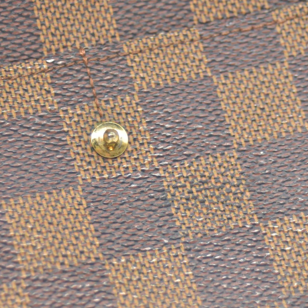 $775 Louis Vuitton Damier Ebene Sarah Wallet CONSIGNMENT CA0942