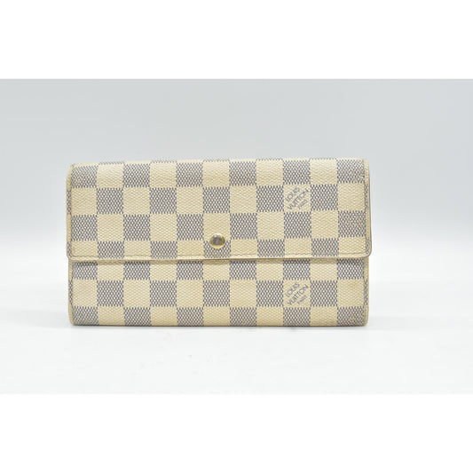 $775 2013 Louis Vuitton Damier Azur Sarah Wallet CONSIGNMENT MI4037