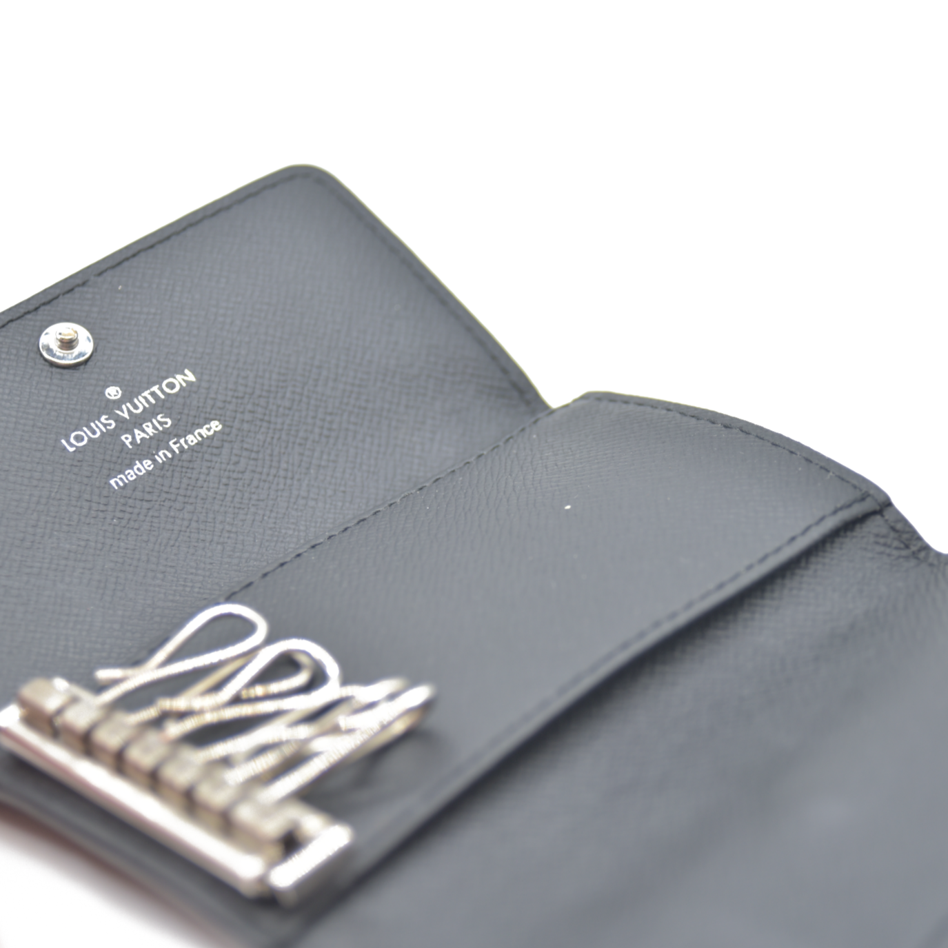 Louis Vuitton Monogram Eclipse Multicles 6 Ring Key Case Black RFID