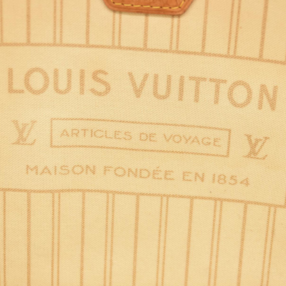 LOUIS VUITTON  Damier Azur Neverfull MM AR0188