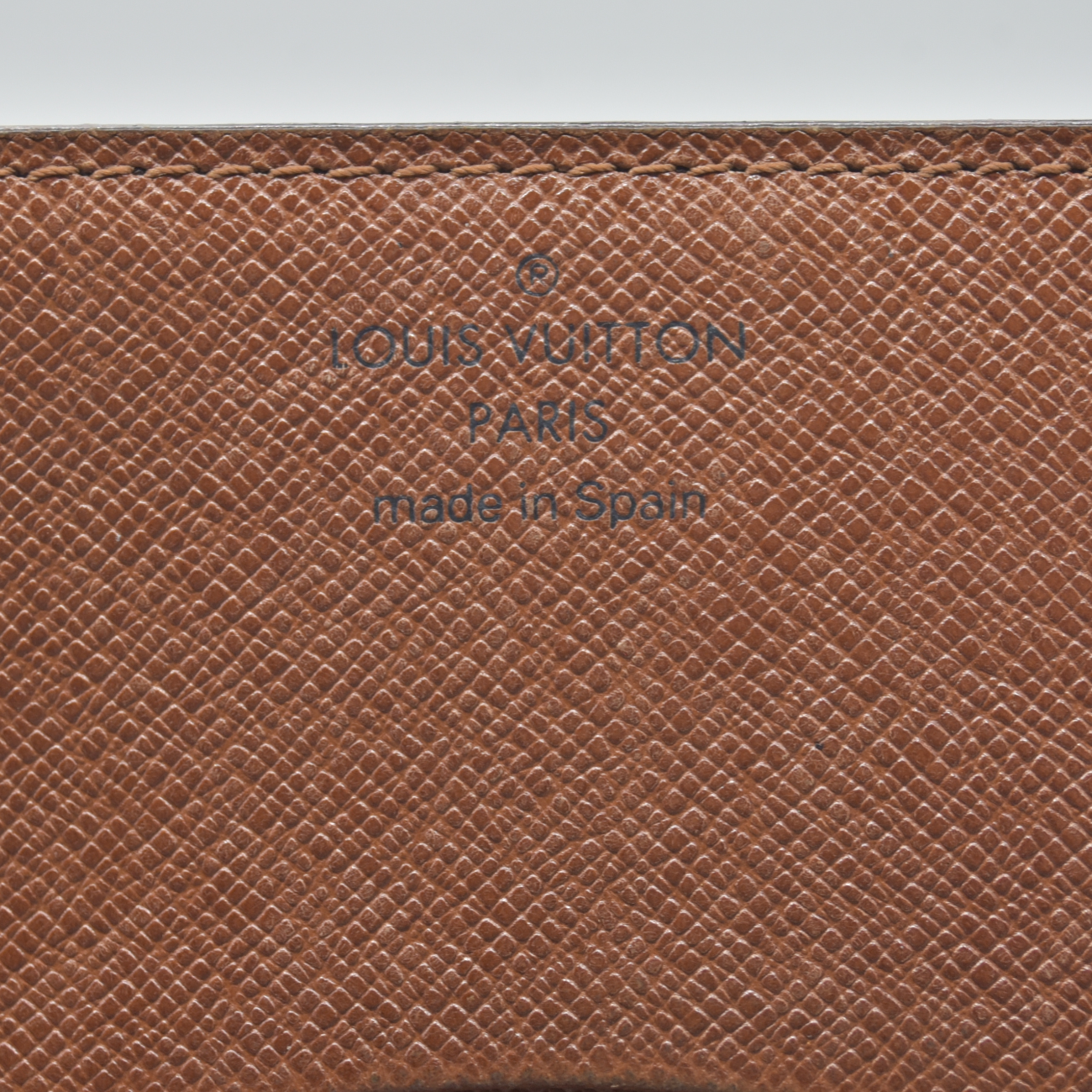$320 1998 LOUIS VUITTON Monogram Enveloppe Carte De Visite CA0968