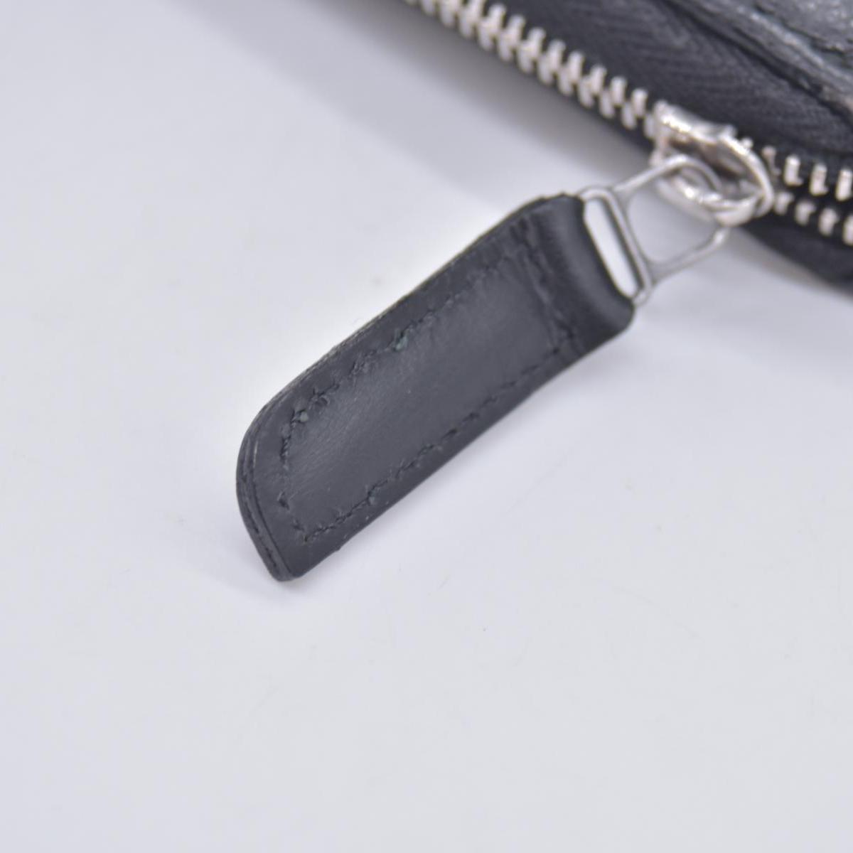 $600 Tiffany and co Large Zip Wallet in Black Leather CONSIGNMENT
