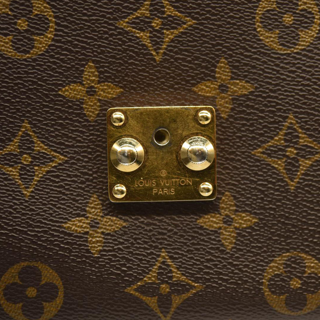 LOUIS VUITTON Monogram Pochette Metis DR3184