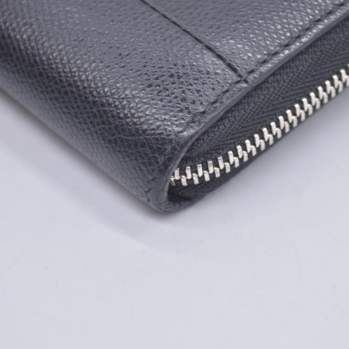 $600 Tiffany and co Large Zip Wallet in Black Leather CONSIGNMENT