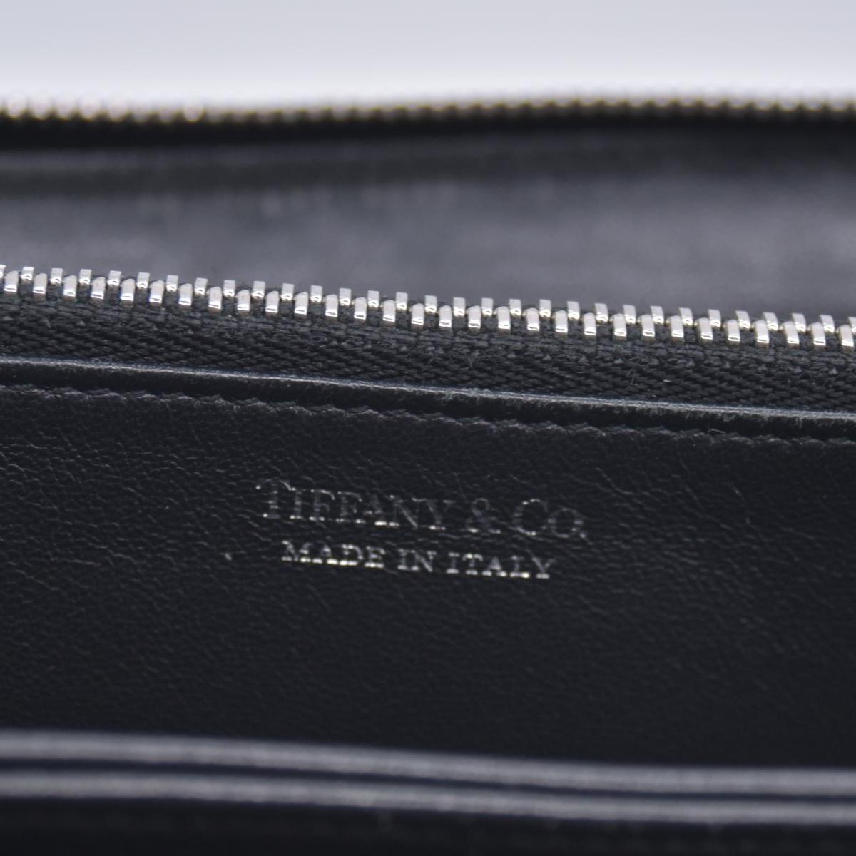 $600 Tiffany and co Large Zip Wallet in Black Leather CONSIGNMENT