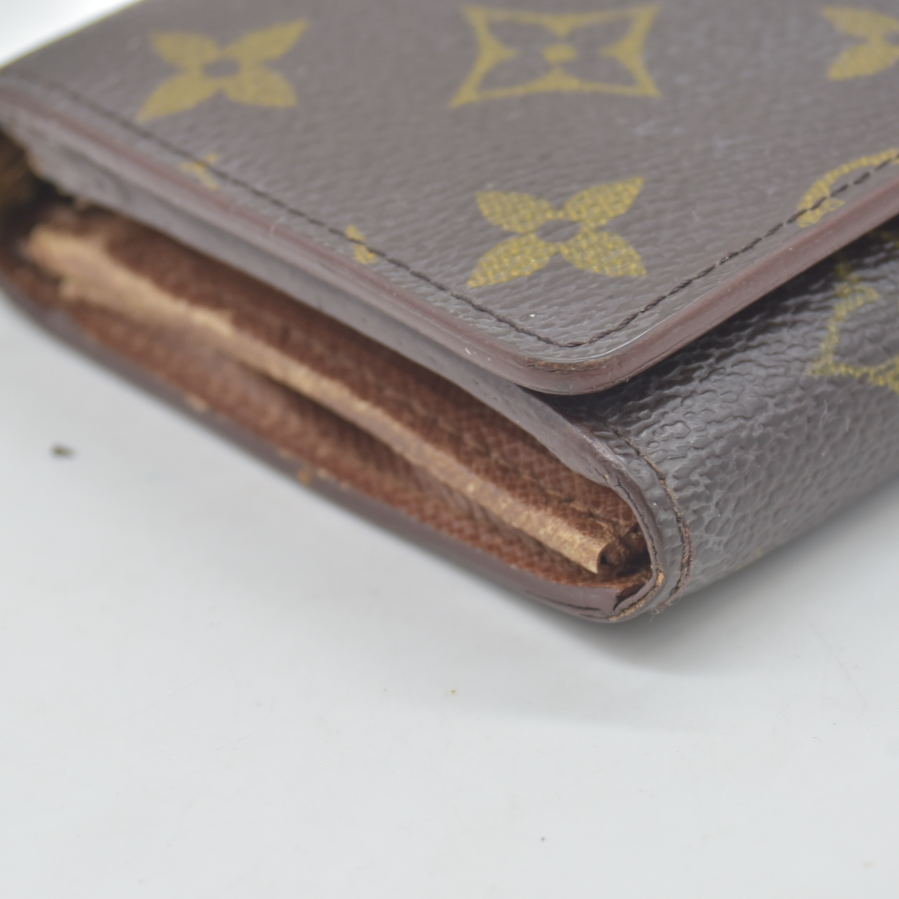 $560 1995 Louis Vuitton Monogram Porte-Monnaie Tresor Wallet RA0965