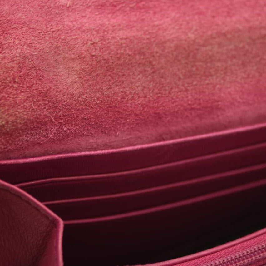 Gucci  Pebbled Calfskin Soho Continental Wallet Red