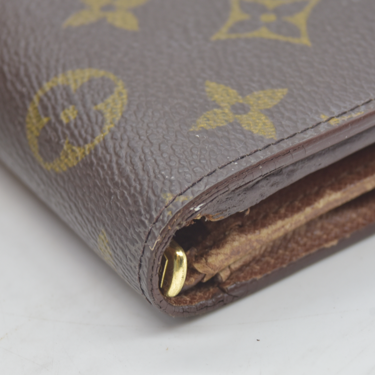 $560 1995 Louis Vuitton Monogram Porte-Monnaie Tresor Wallet RA0965