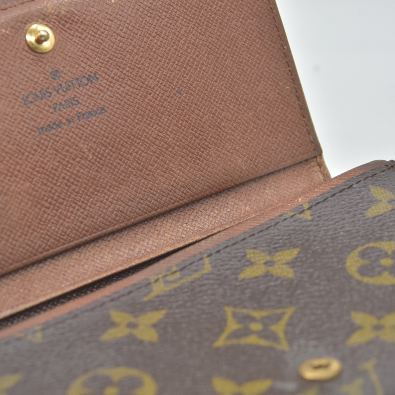 $560 1995 Louis Vuitton Monogram Porte-Monnaie Tresor Wallet RA0965