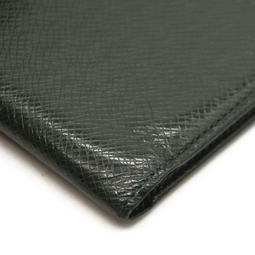 LOUIS VUITTON Taiga Porte Valeurs Organizer Wallet Epicea Passport Holder Green