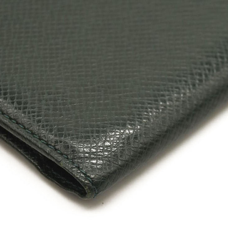 LOUIS VUITTON Taiga Porte Valeurs Organizer Wallet Epicea Passport Holder Green