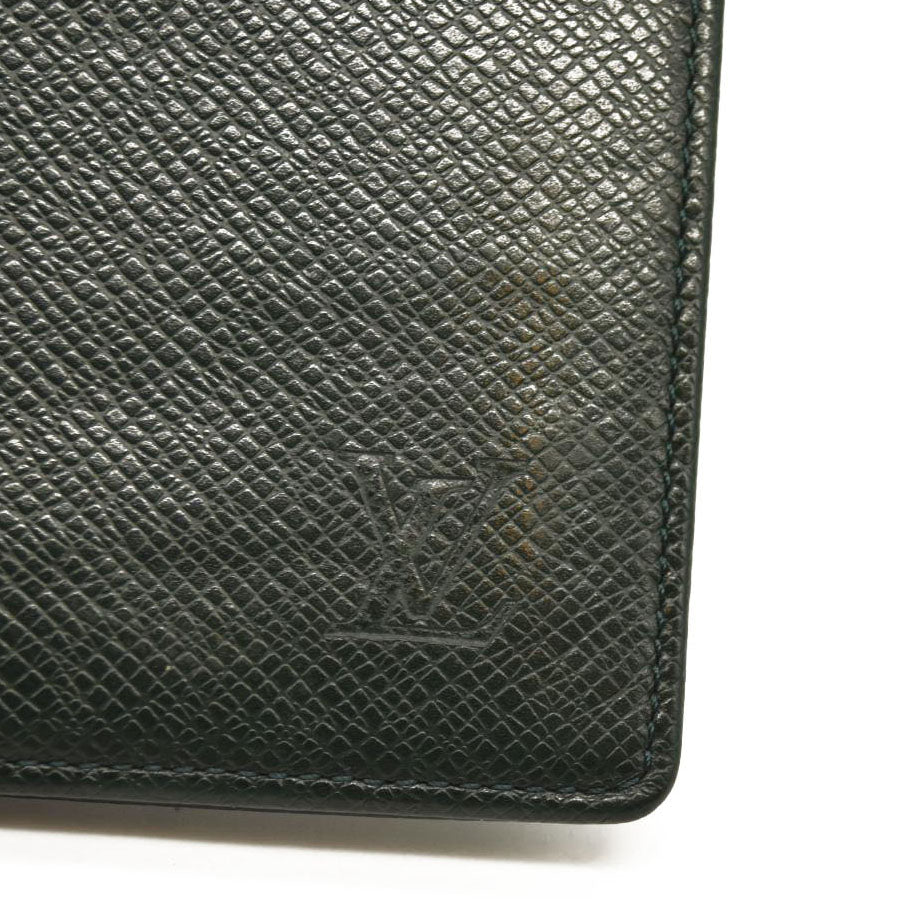 LOUIS VUITTON Taiga Porte Valeurs Organizer Wallet Epicea Passport Holder Green
