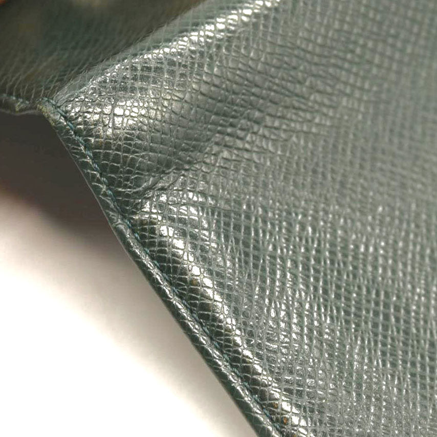 LOUIS VUITTON Taiga Porte Valeurs Organizer Wallet Epicea Passport Holder Green