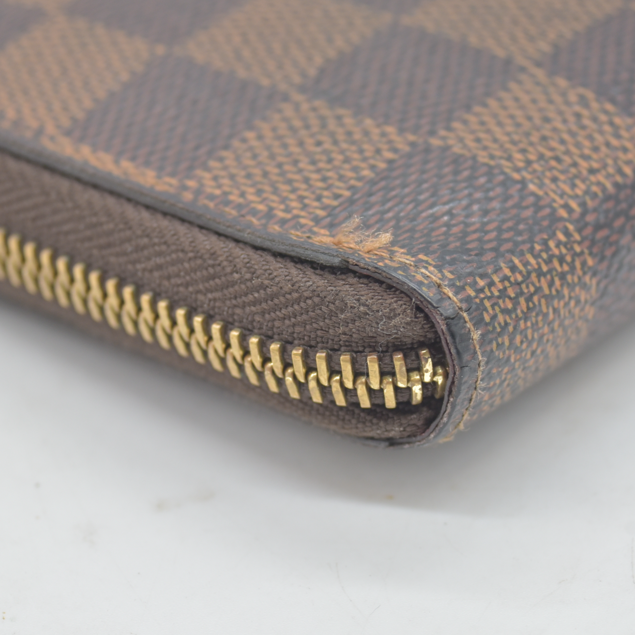 $620 2017 Louis Vuitton Damier Ebene Clemence Wallet Cherry CA2137