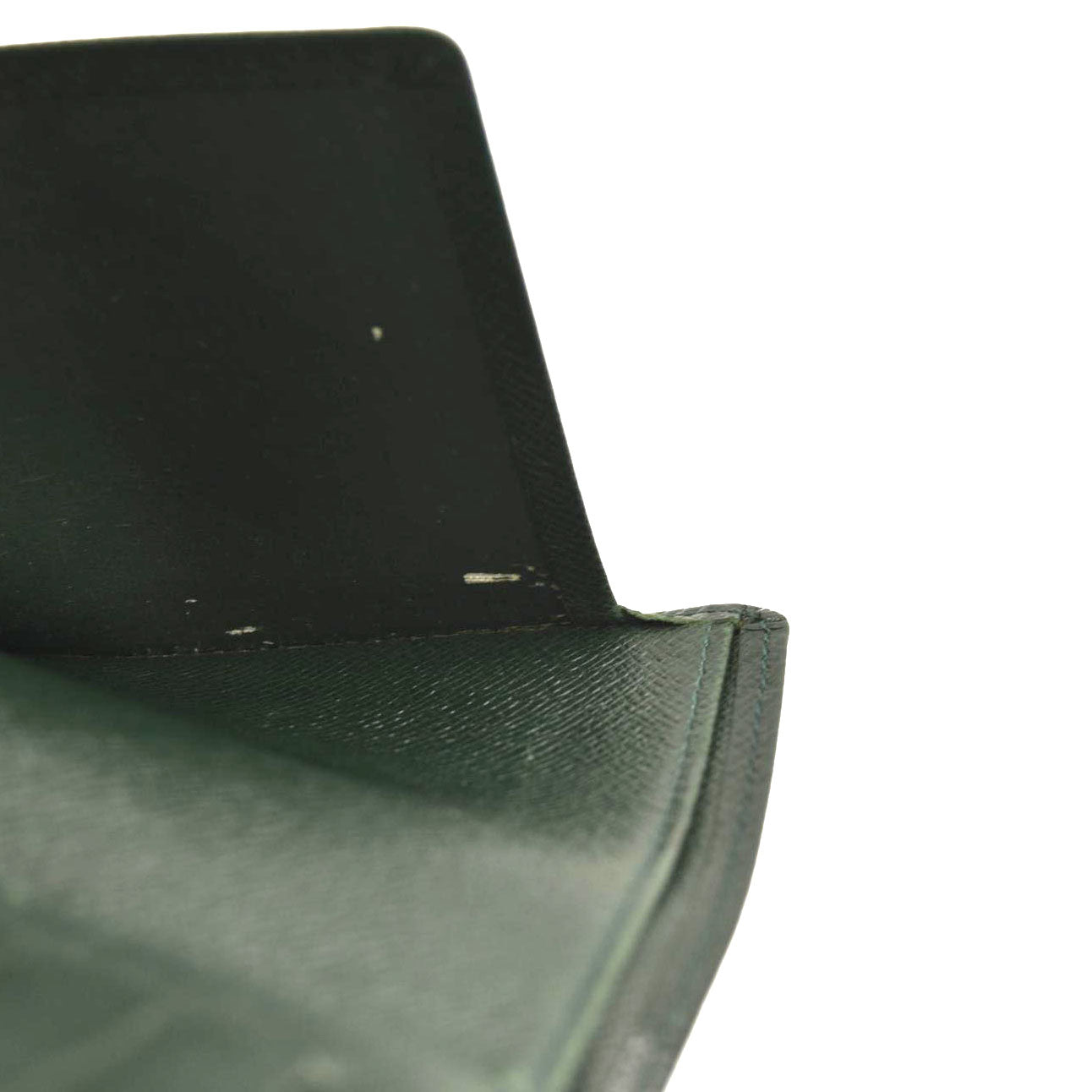 LOUIS VUITTON Taiga Porte Valeurs Organizer Wallet Epicea Passport Holder Green