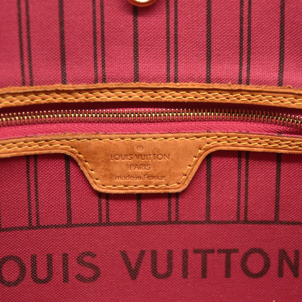 Louis Vuitton  Monogram Neverfull PM Fuchsia AR3166