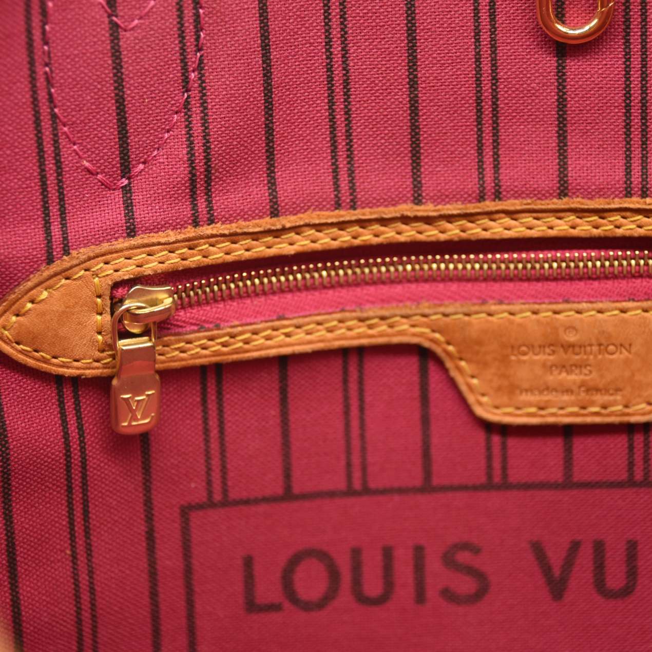 Louis Vuitton  Monogram Neverfull PM Fuchsia AR3166