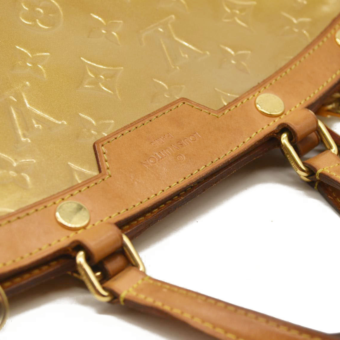 Louis Vuitton  Vernis Brea MM Blanc Corail DR2152