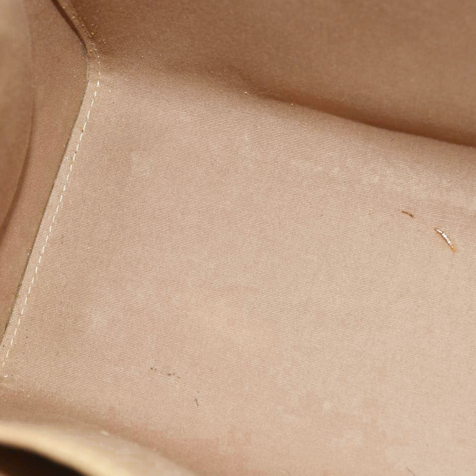 Louis Vuitton  Vernis Brea MM Blanc Corail DR2152