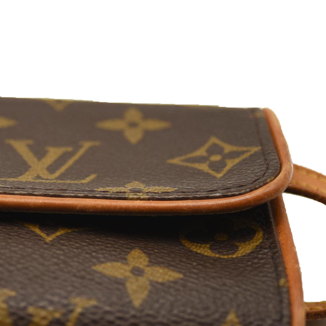 LOUIS VUITTON Monogram Pochette Twin PM