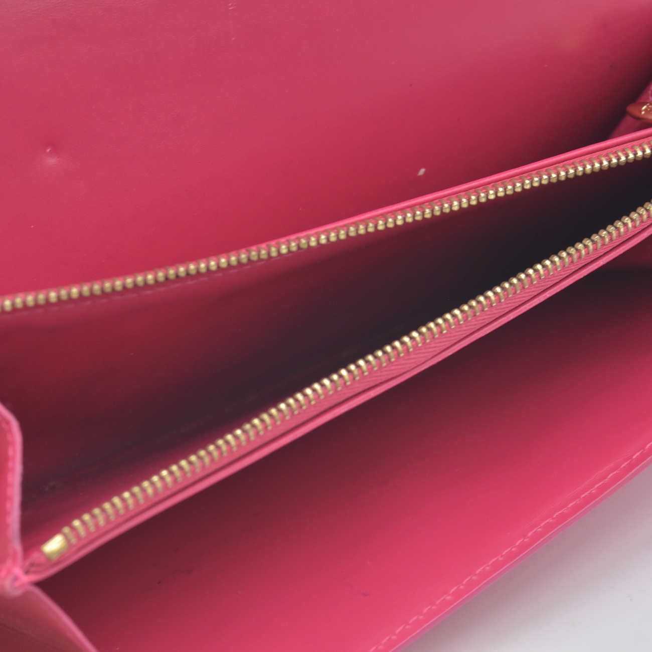$840 2002 LOUIS VUITTON Monogram Vernis Portefeuille Sarah Long Wallet TH1022