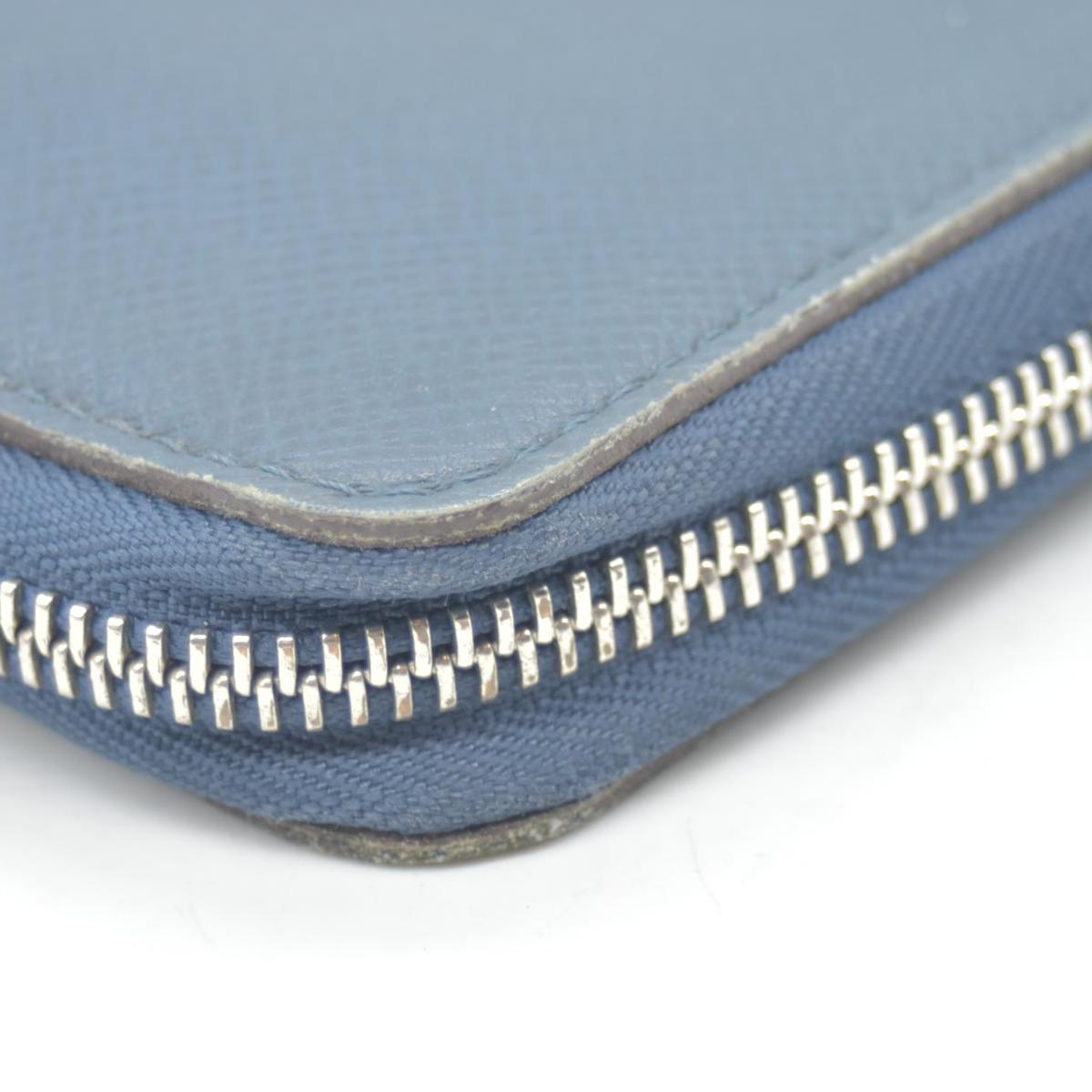 Louis Vuitton  Signature Logo Taiga Leather Zippy Organizer Wallet
