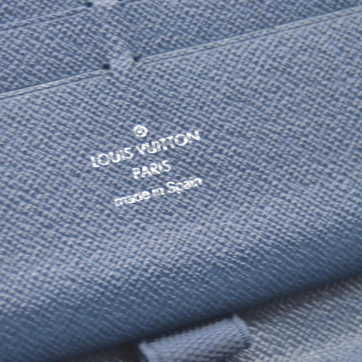 Louis Vuitton  Signature Logo Taiga Leather Zippy Organizer Wallet
