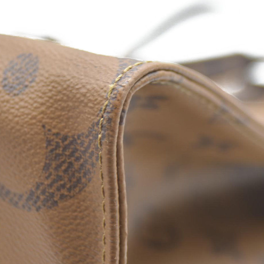 Louis Vuitton Reverse Monogram Giant Onthego MM