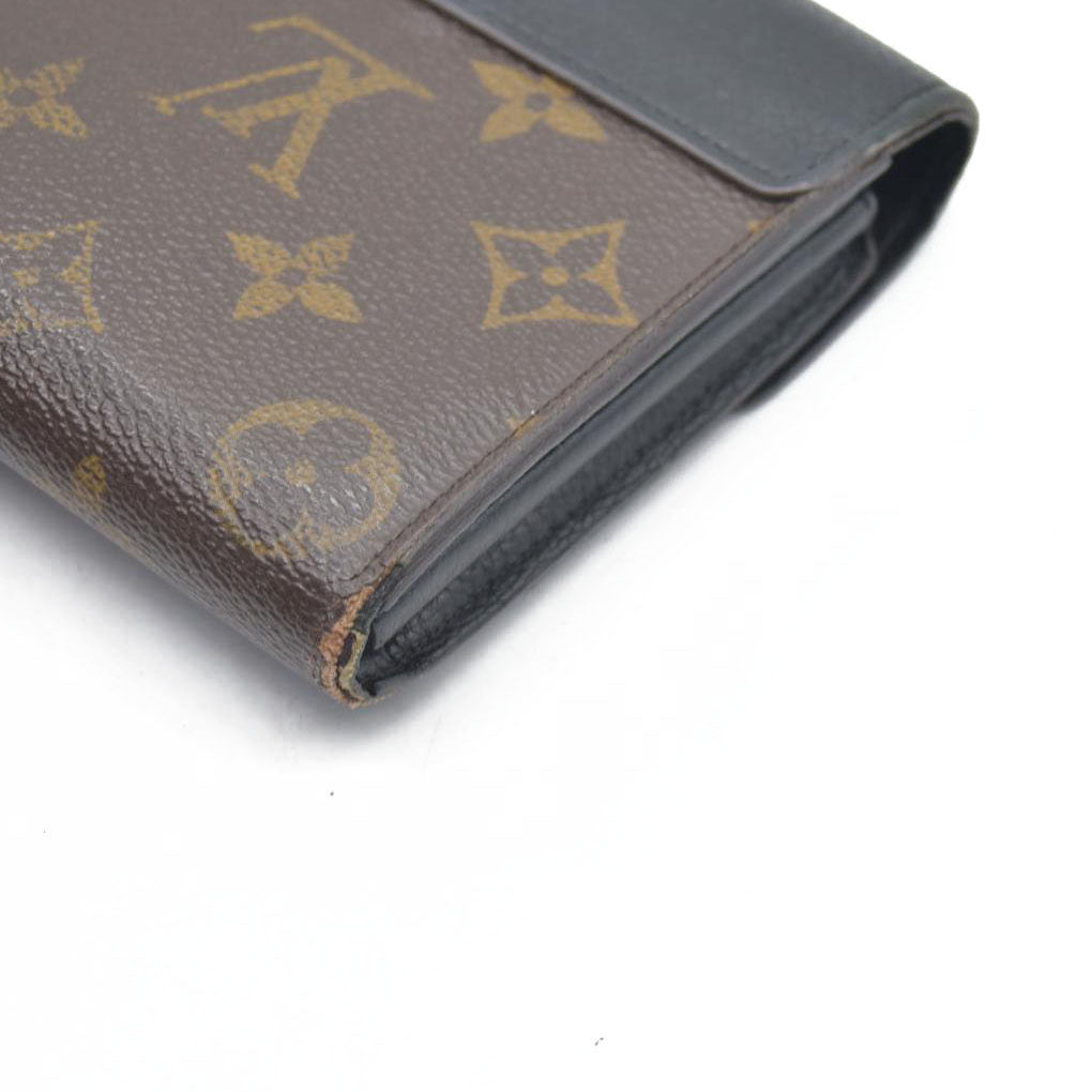$1140 Louis Vuitton  Monogram Pallas Wallet Black
