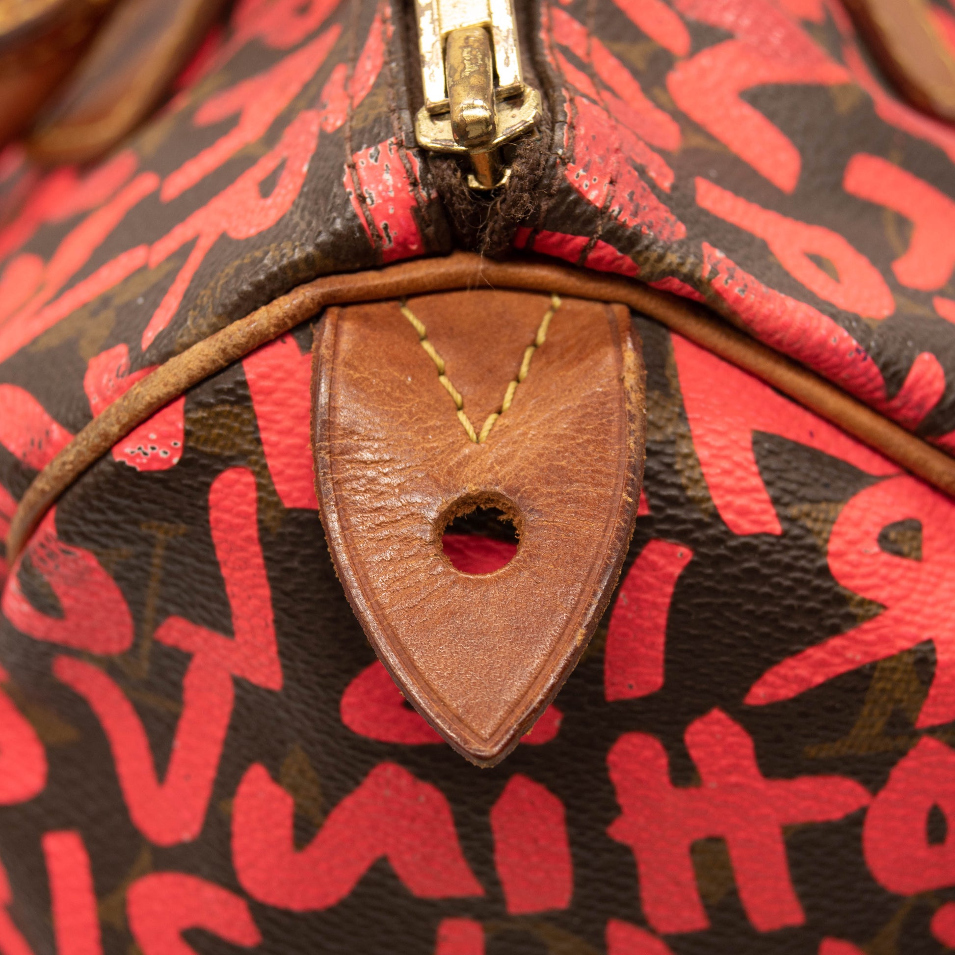 LOUIS VUITTON Monogram Graffiti Speedy 30 Fuchsia 1226088