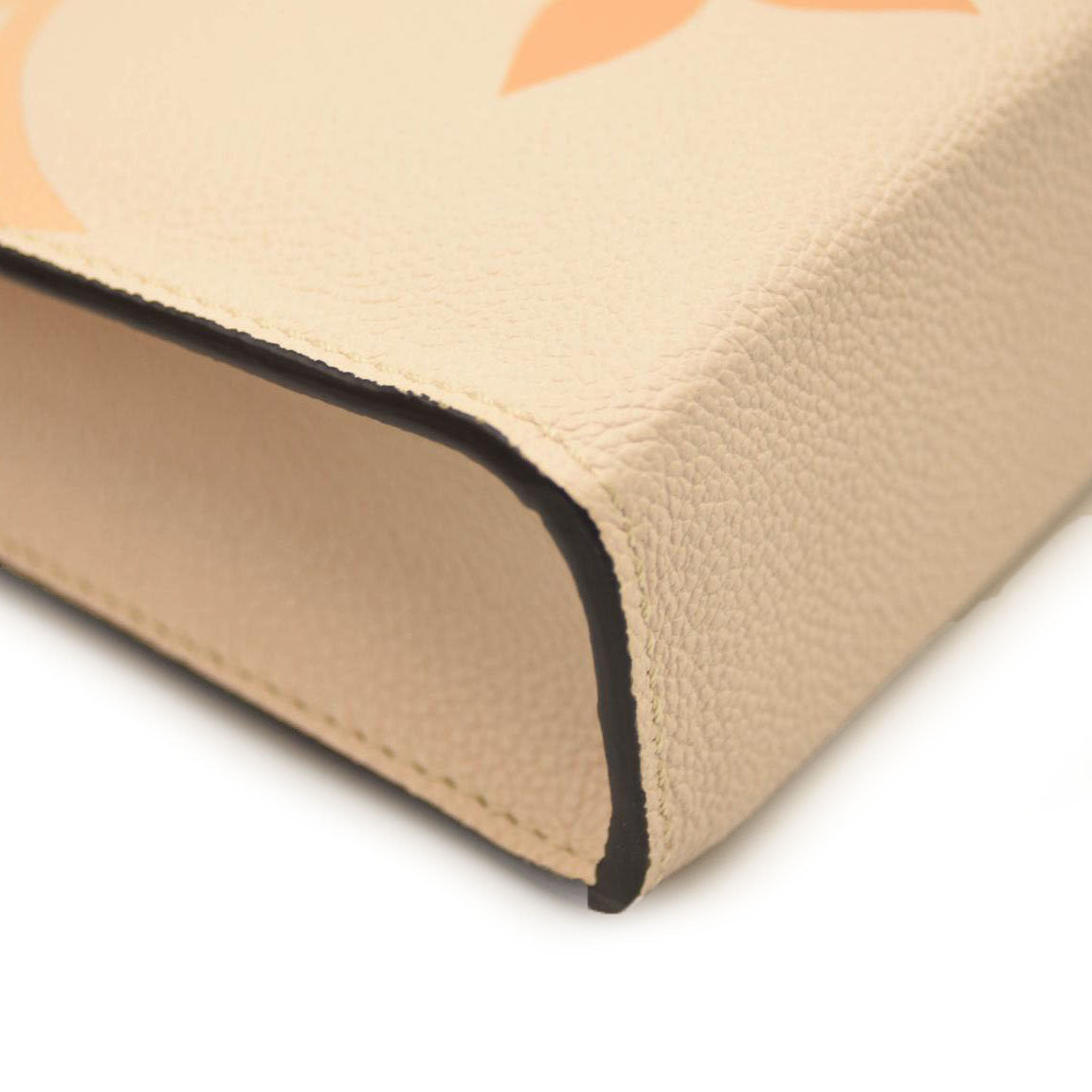 LOUIS VUITTON Empreinte Monogram Giant By The Pool Toiletry Pouch 26 Cream Saffron