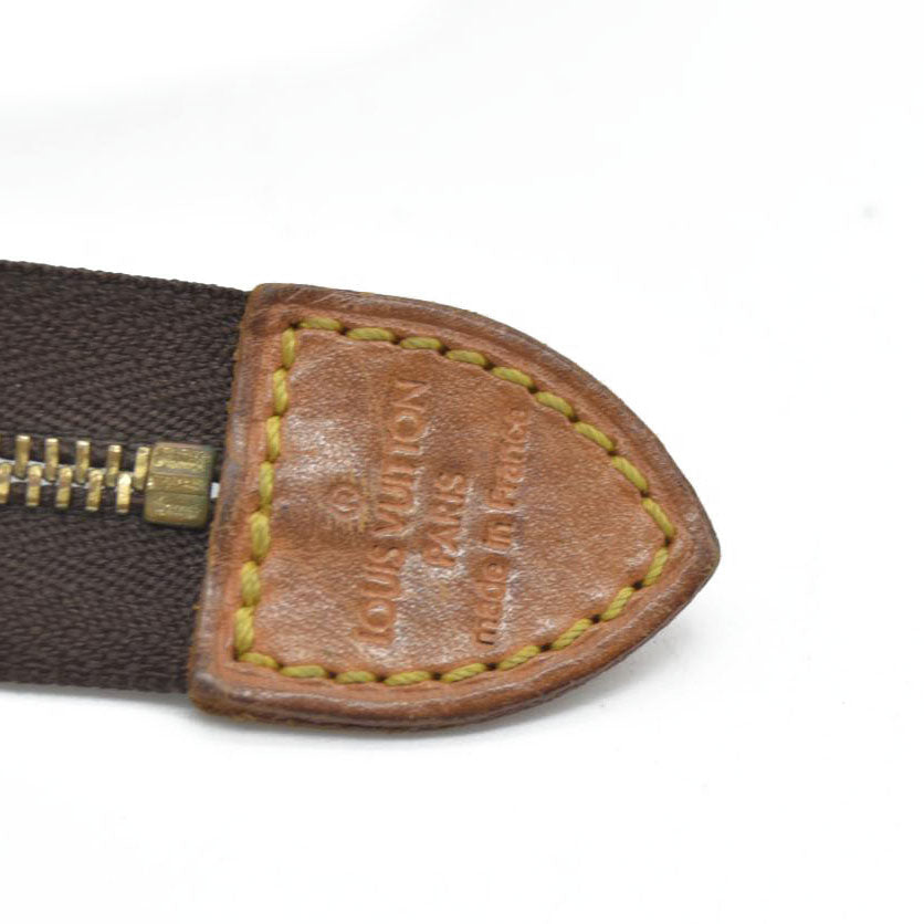 LOUIS VUITTON Monogram Posh Toilette 19 Pouch