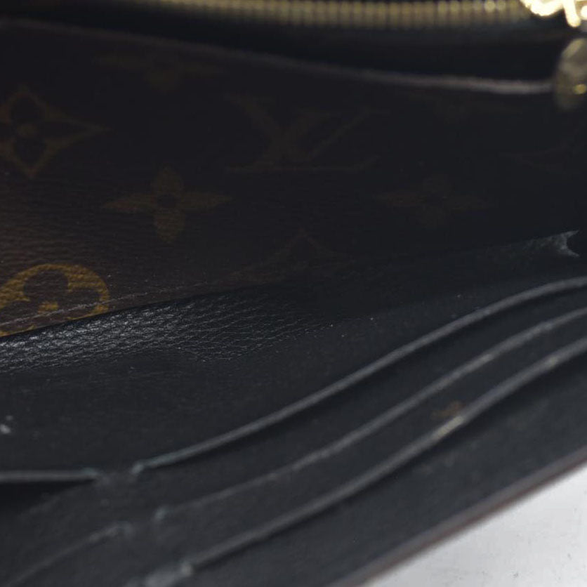 $1140 Louis Vuitton  Monogram Pallas Wallet Black