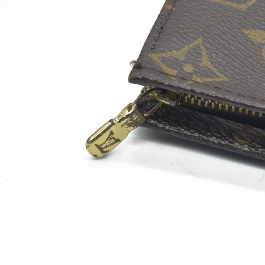LOUIS VUITTON Monogram Posh Toilette 19 Pouch