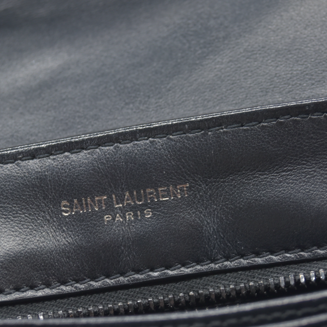 $1990 Saint Laurent Calfskin Y Quilted Monogram Monochrome Toy Loulou Crossbody Bag Black