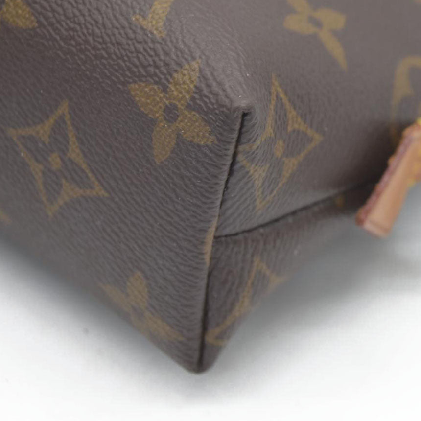 $715 LOUIS VUITTON Monogram Pochette Cosmetic MM Cosmetic Pouch